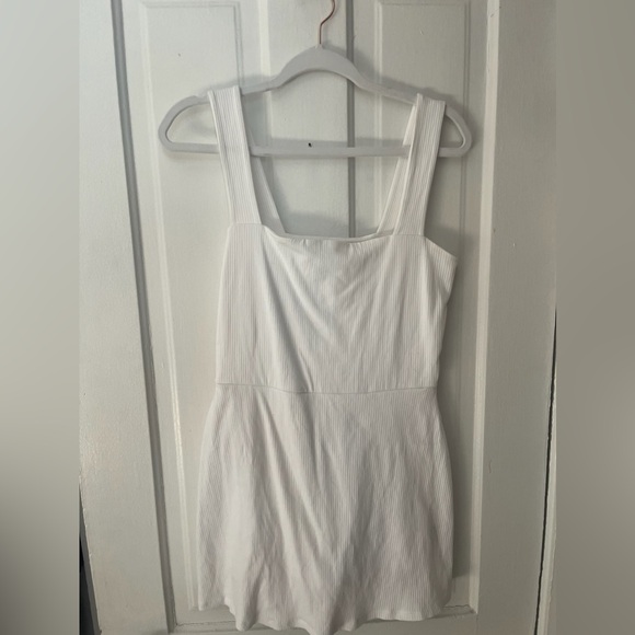 PINK VICTORIA SECRET RIBBED SQUARE NECK ACTIVE DRESS WITH BUILT IN SHORTS - Picture 4 of 8